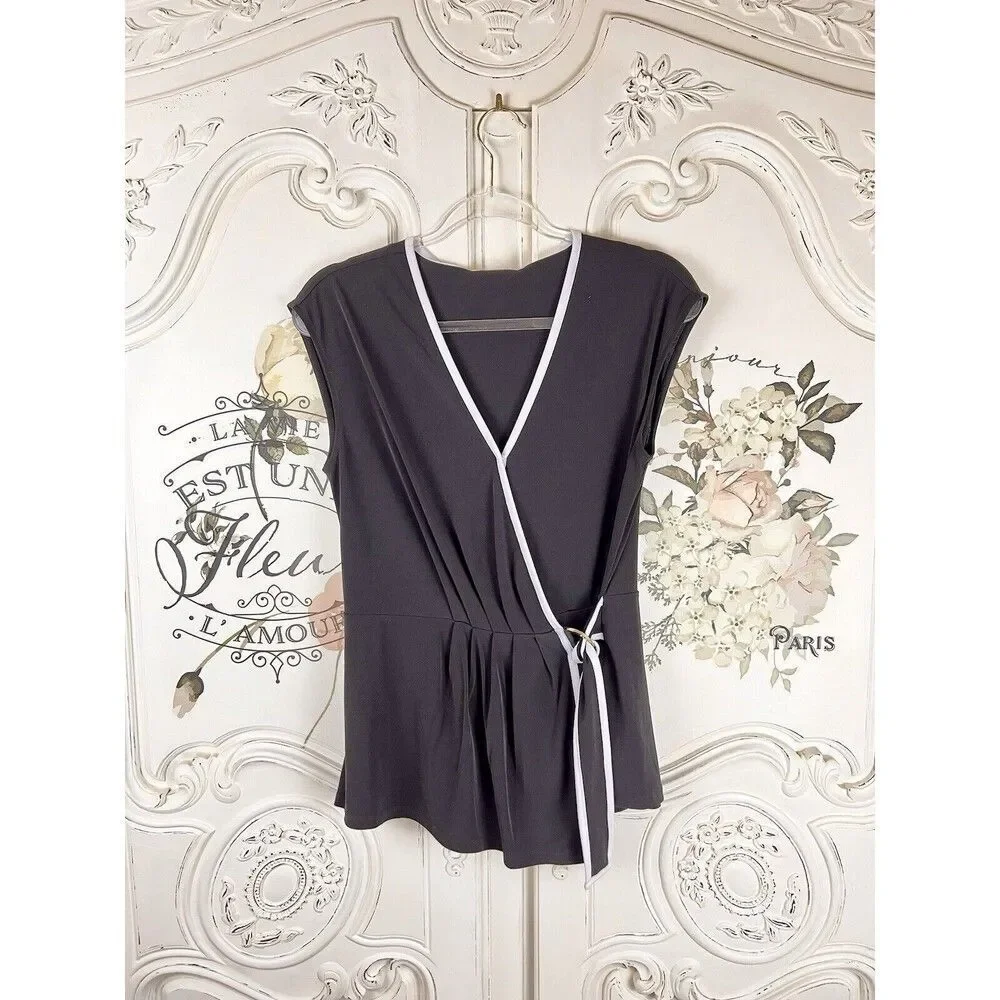 Michael Kors Top Black White Size M NWT $98